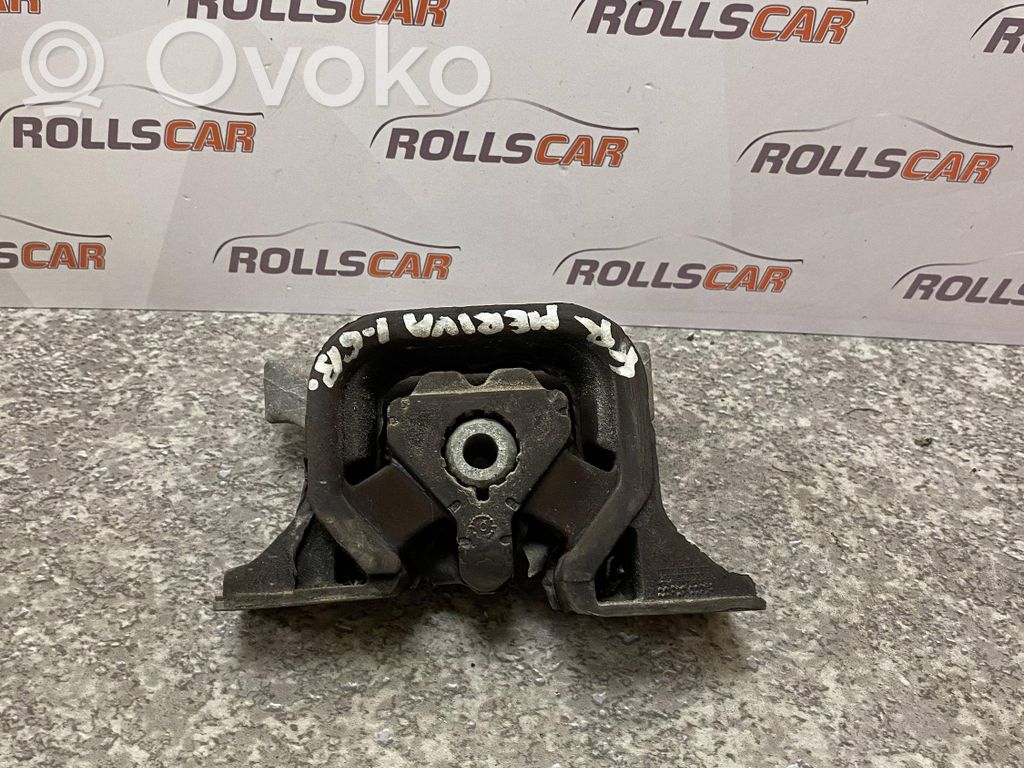 Engine mount bracket   9227881FP