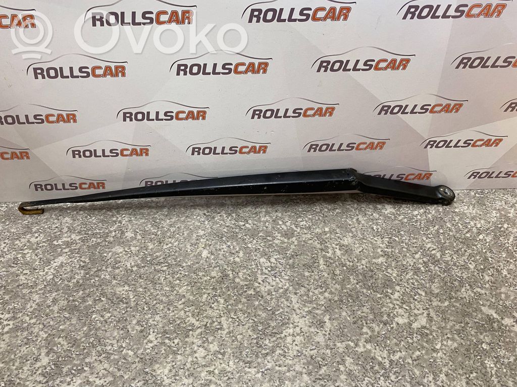 BMW 3 E46 Front wiper blade arm 