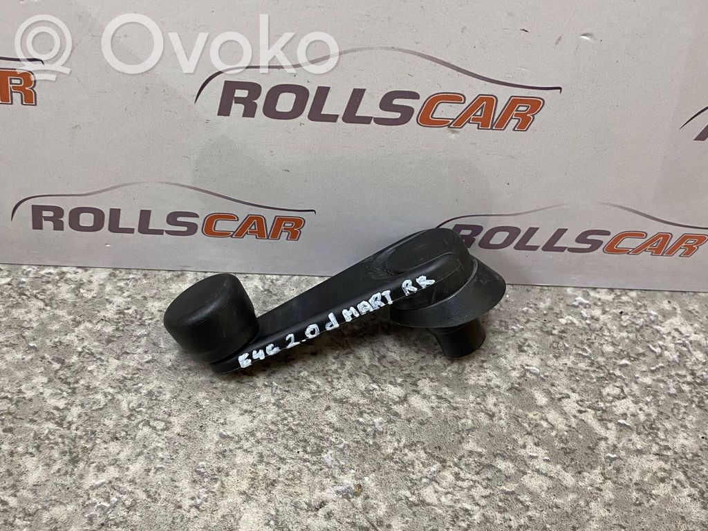 BMW 3 E46 Moldura del elevalunas de la puerta trasera 