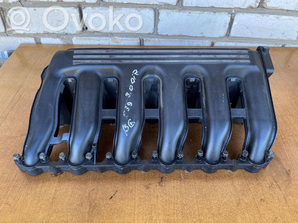 BMW 5 E39 Intake manifold 