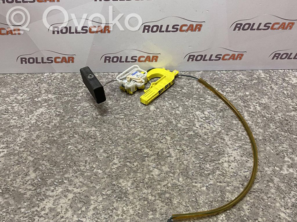 Audi A8 S8 D3 4E Fuel level sensor 