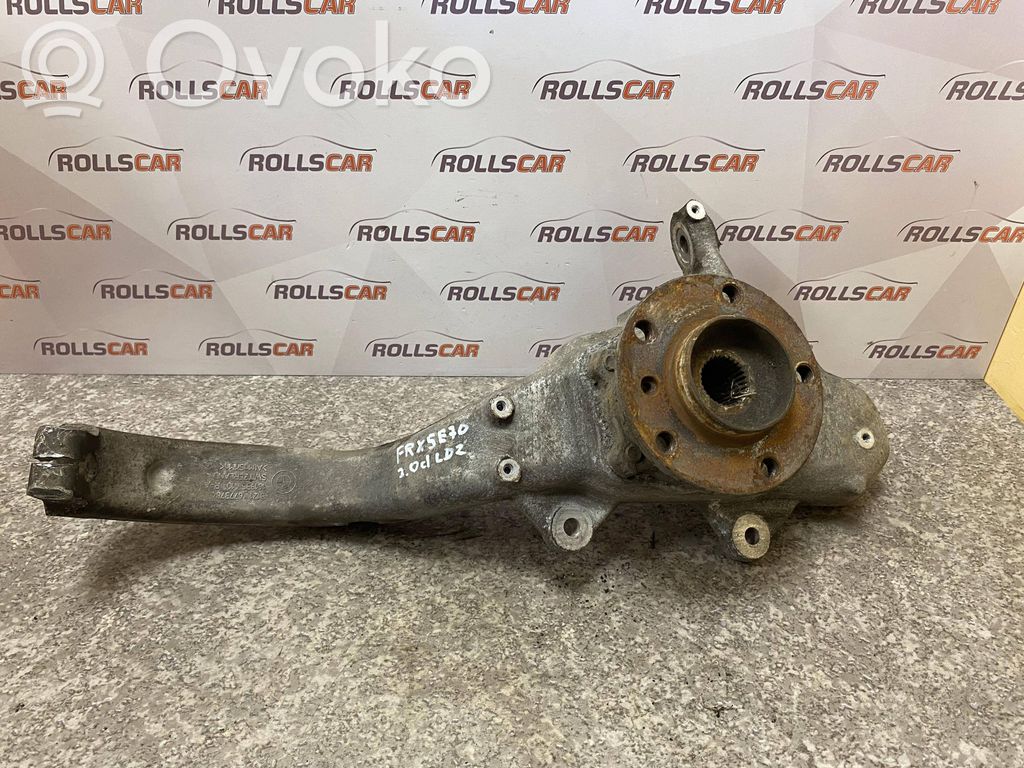 BMW X5 E70 Front wheel hub 