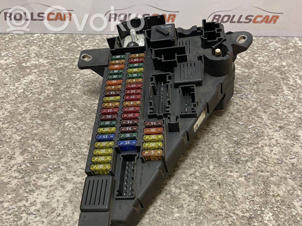 BMW 5 E60 E61 Fuse module 