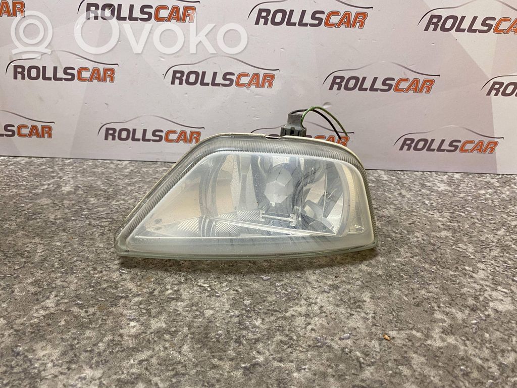 Ford Focus Miglas lukturis priekšā 