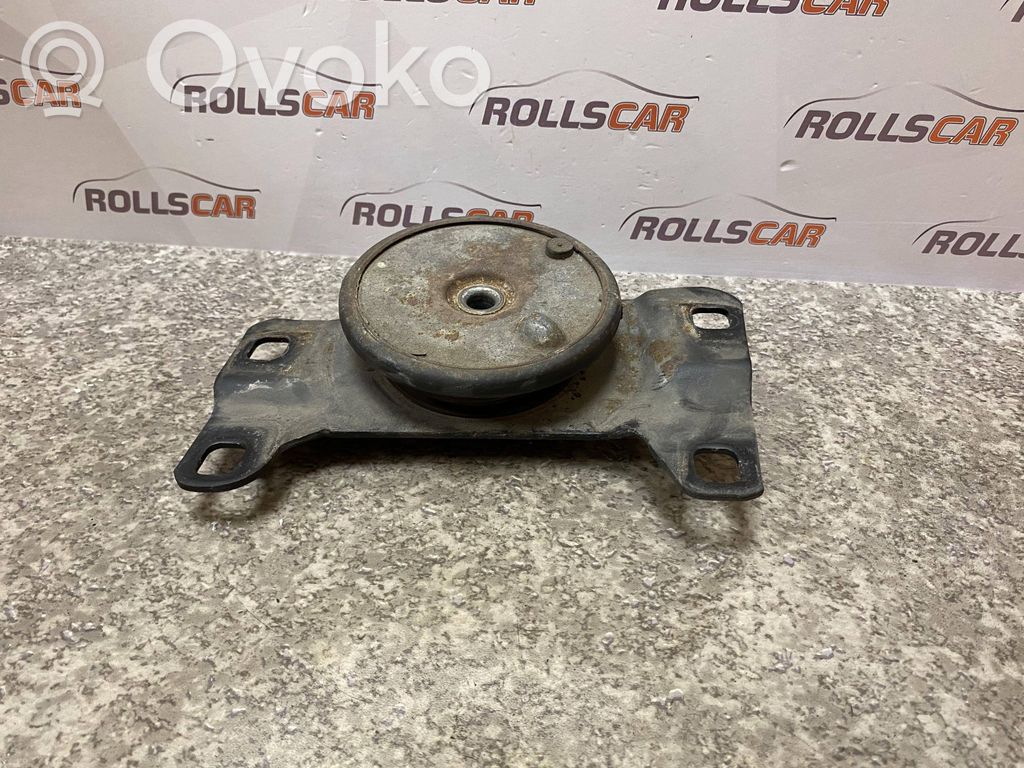 Engine mount bracket   5N517M121,585183
