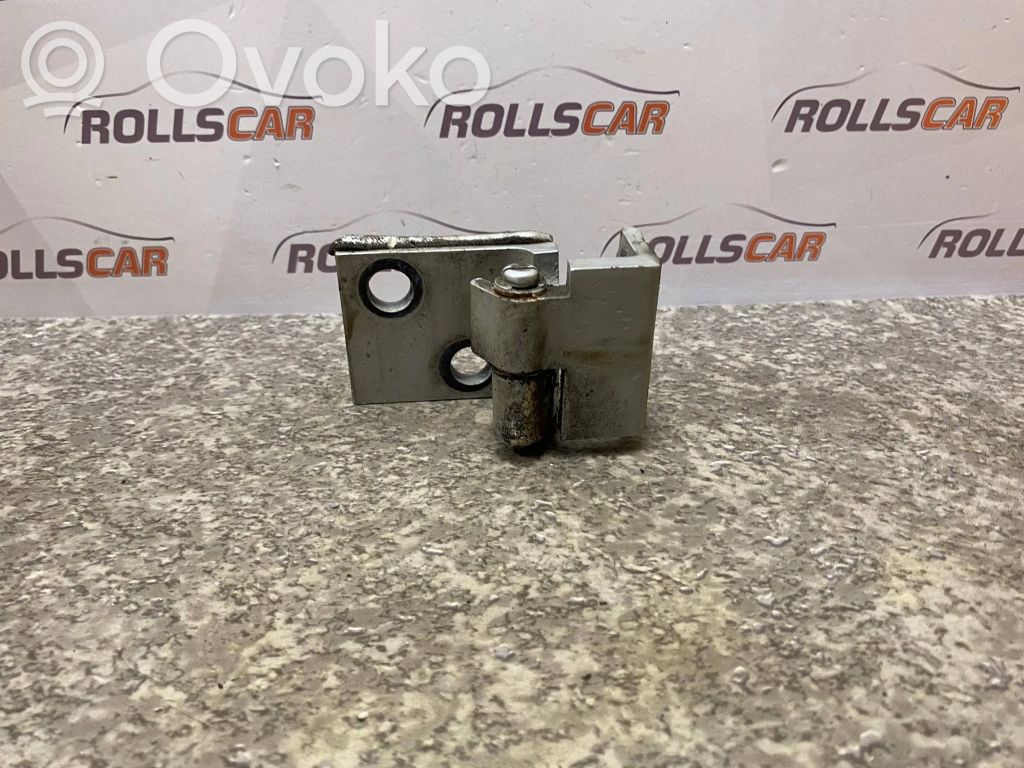 BMW X5 E53 Front door upper hinge 