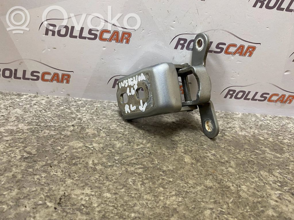 Opel Insignia A Rear door lower hinge 