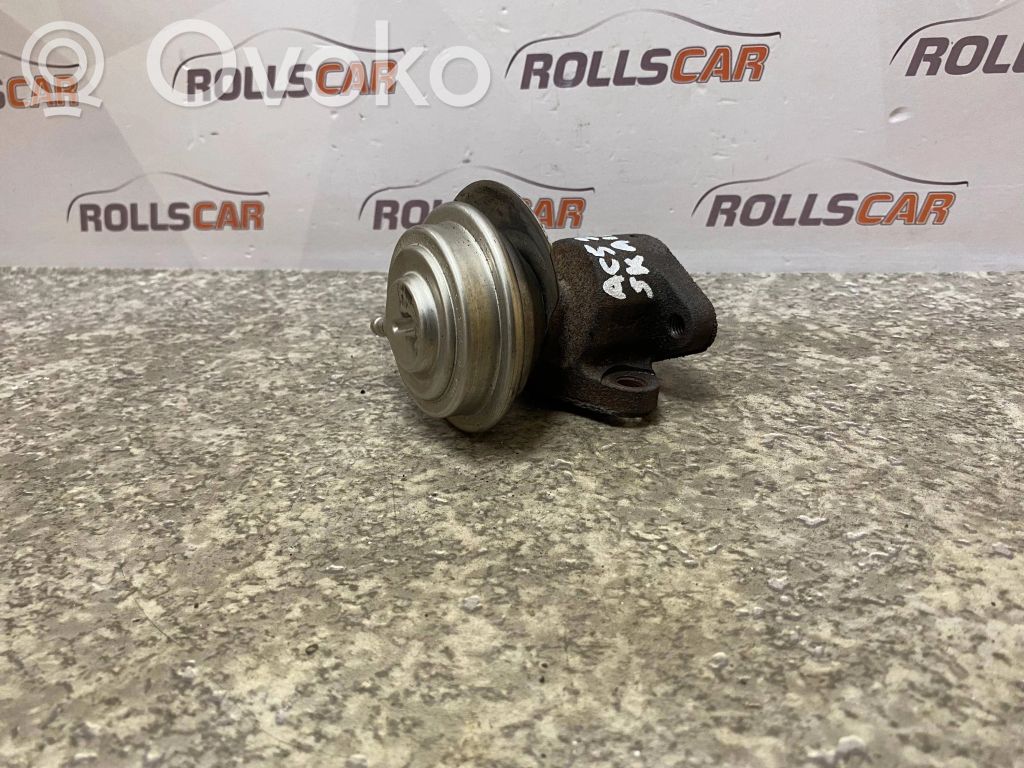 Audi A6 S6 C5 4B EGR valve 