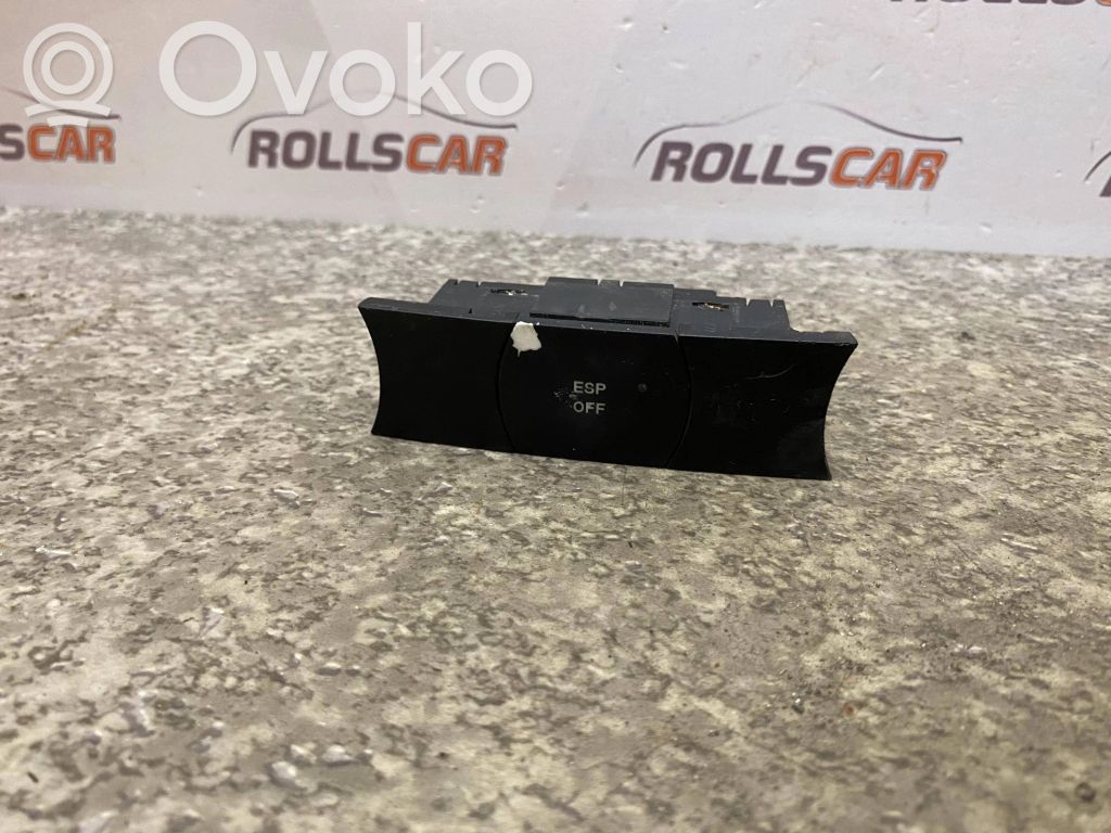 Volkswagen Touareg I ESP (stability program) switch 