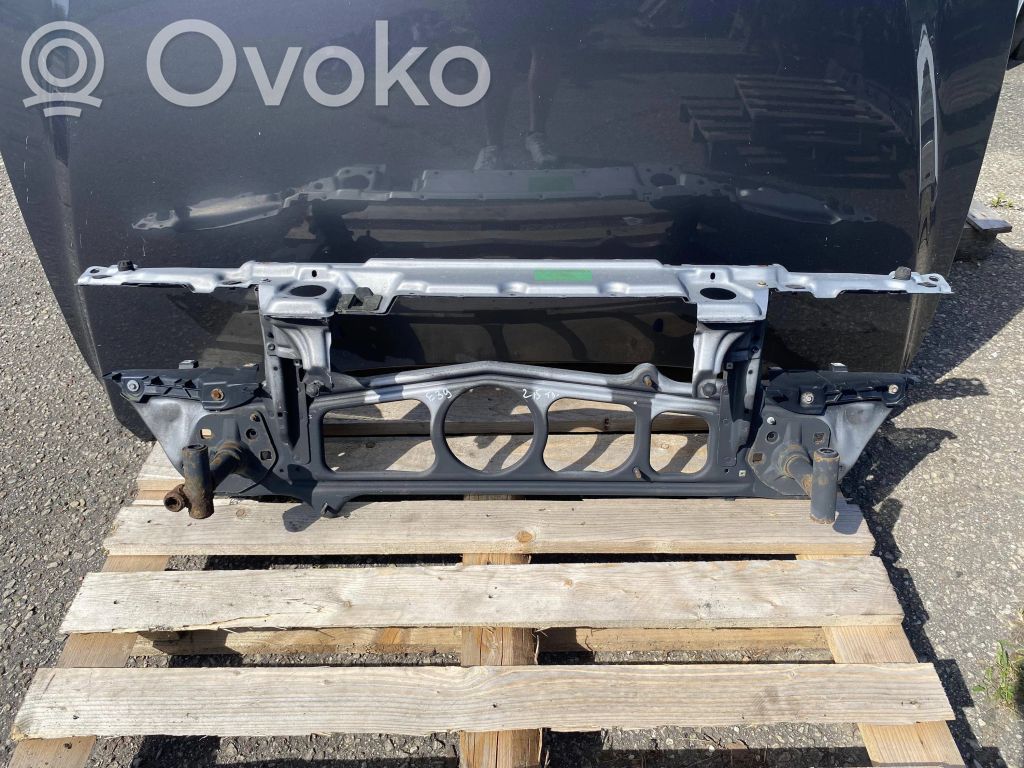 BMW 5 E39 Radiatorių panelė 