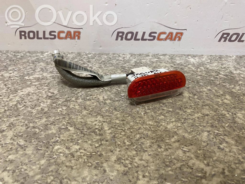 Jaguar S-Type Front door interior light 