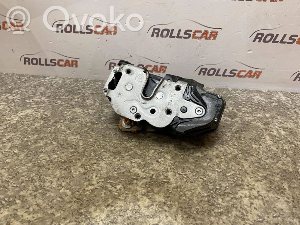 Opel Insignia A Aizmugurē slēdzene 