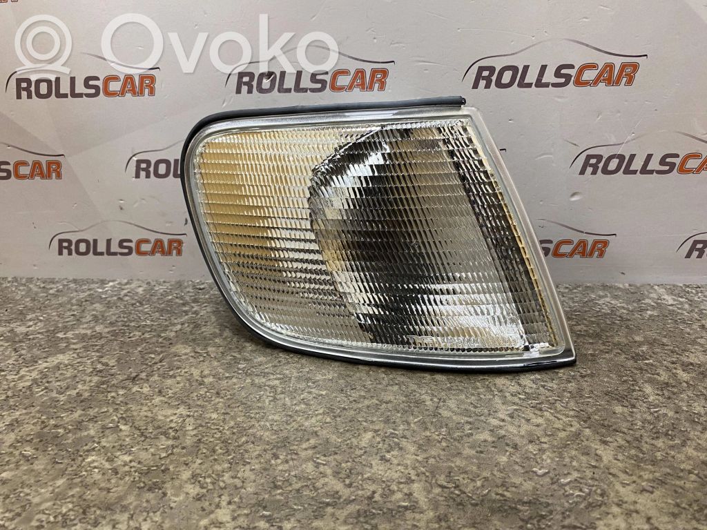 Audi A6 S6 C5 4B Kierunkowskaz przedni 
