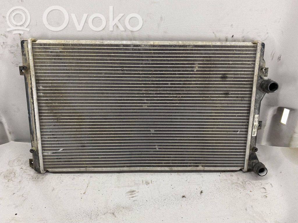 Volkswagen Caddy Aušinimo skysčio radiatorius 