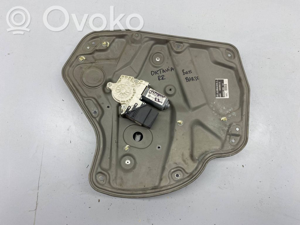 Elektryczny podnośnik szyby drzwi tylnych   117782G,1Z0839656C