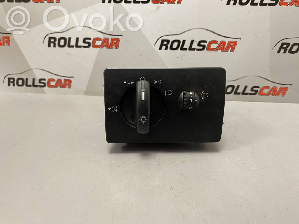 Ford Focus Light switch 