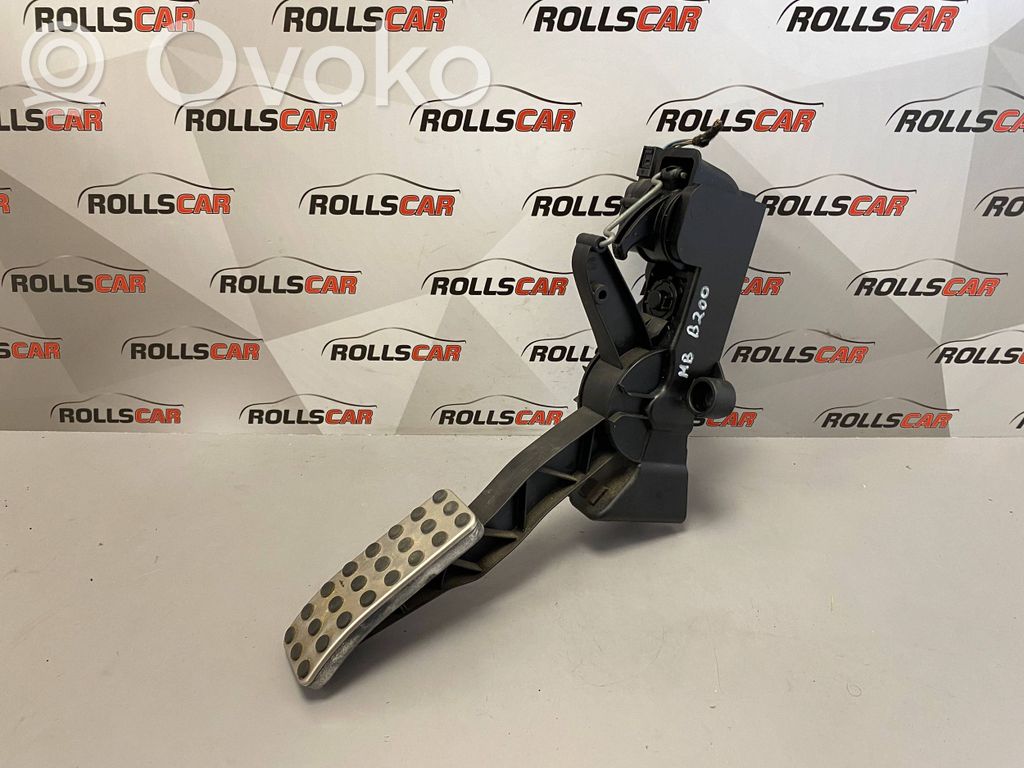 Mercedes-Benz B W245 Accelerator throttle pedal 