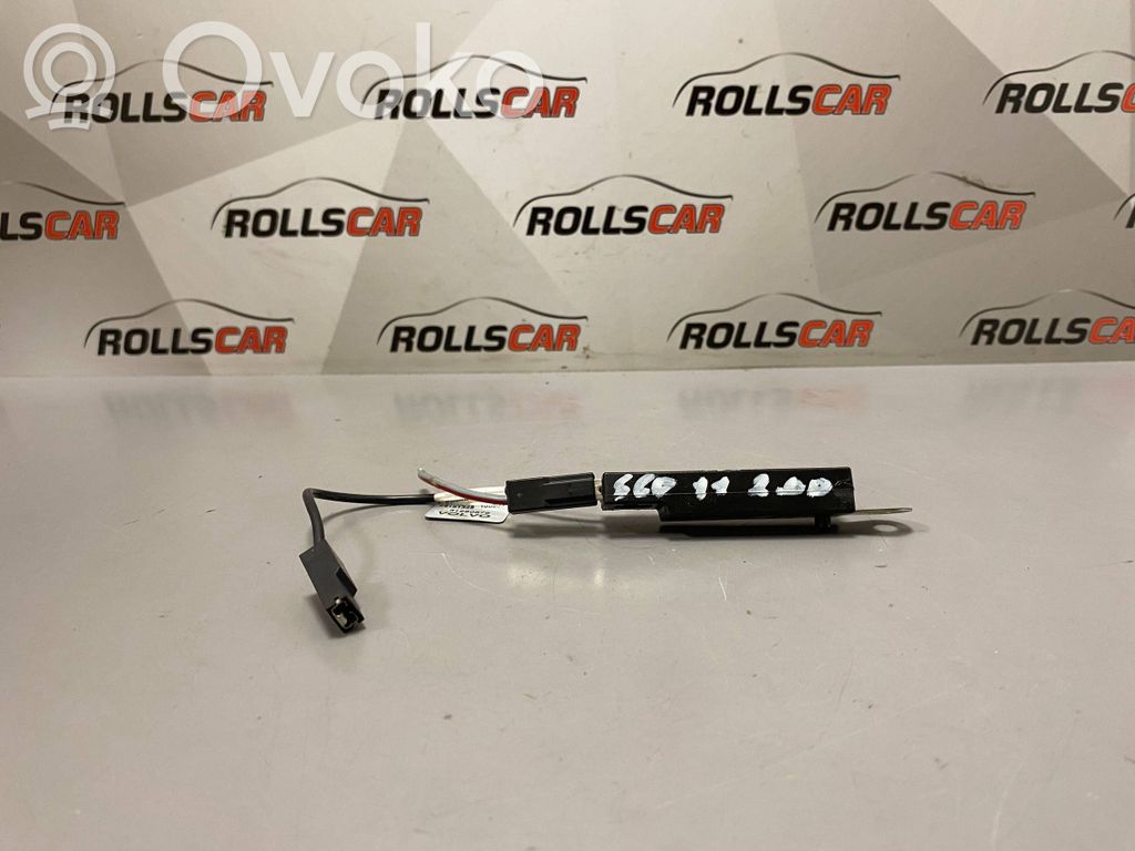 Volvo S60 Antenos stiprintuvas 