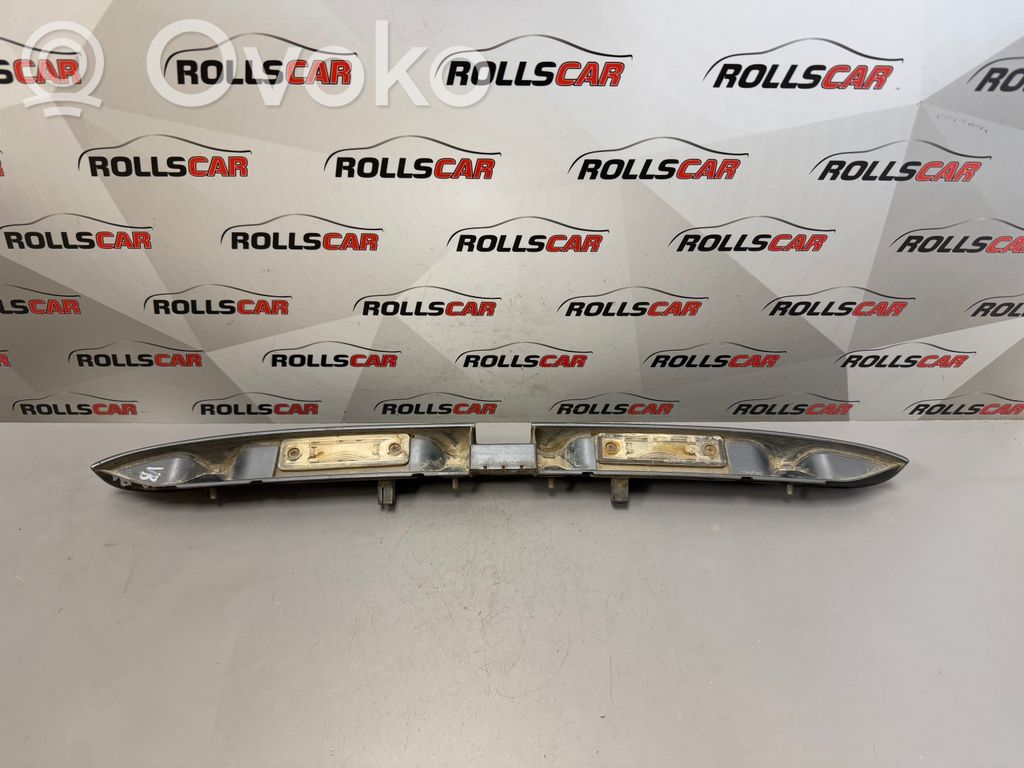 Opel Vectra B Éclairage de plaque d'immatriculation 