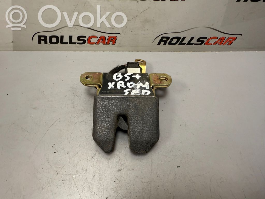 Volkswagen PASSAT B5.5 Tailgate/trunk/boot lock/catch/latch 