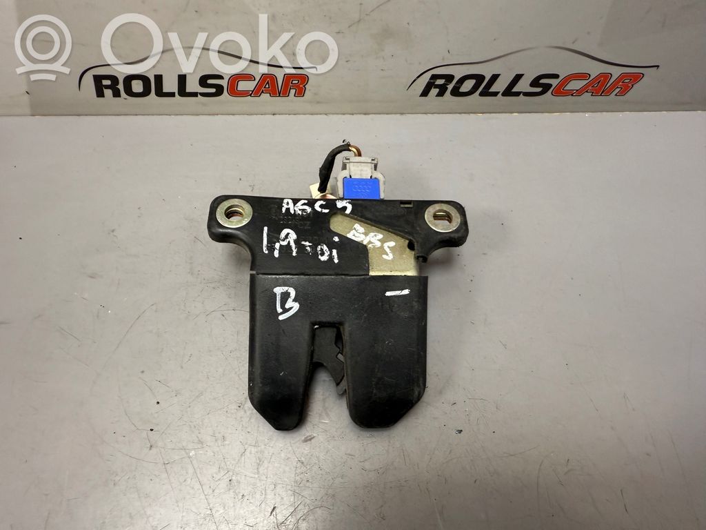 Audi A6 S6 C5 4B Tailgate/trunk/boot lock/catch/latch 