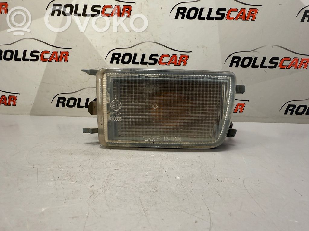 Volkswagen Golf III Front indicator light 