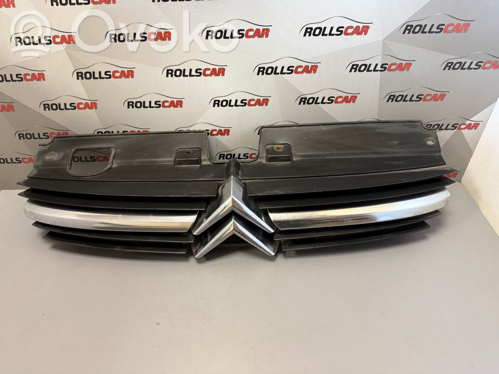 Citroen C5 Rejilla delantera 