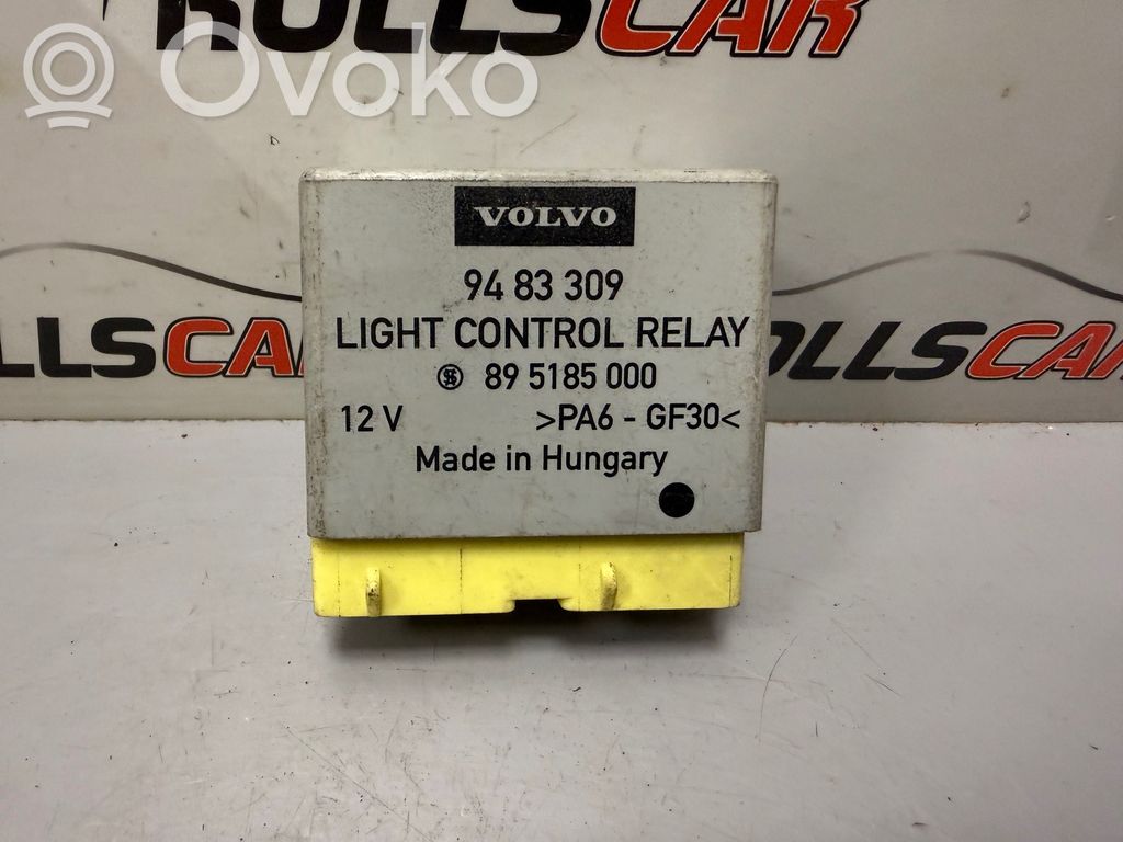 Volvo S70  V70  V70 XC Valojen rele 