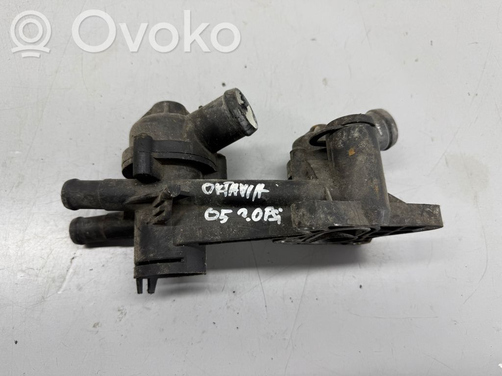 Termostat / Obudowa termostatu   03C121121