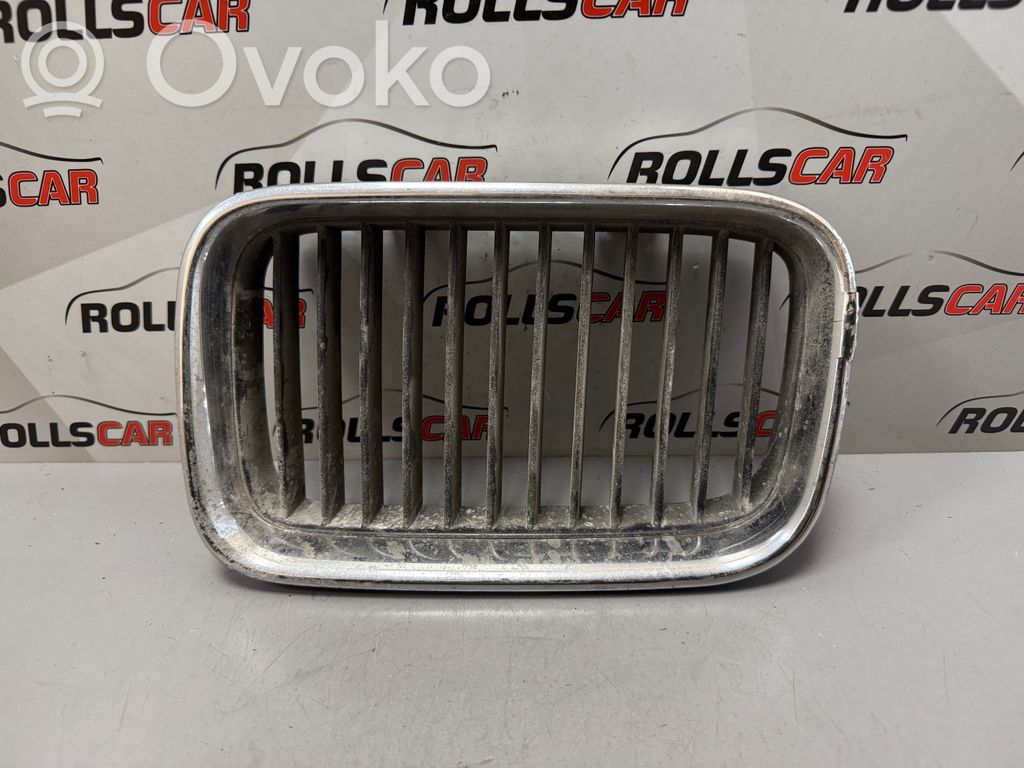 BMW 3 E36 Front grill 