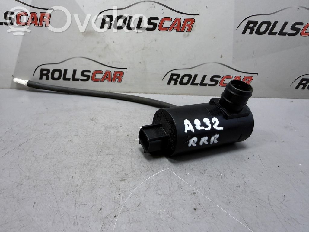 Toyota Aygo AB40 Windscreen/windshield washer pump 