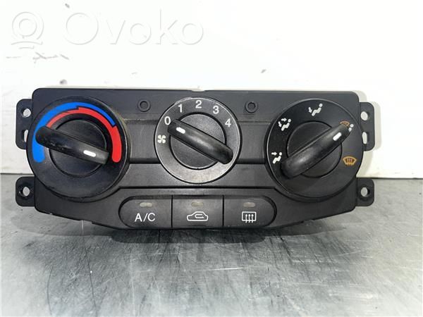 Interruptor del aire acondicionado (A/C)