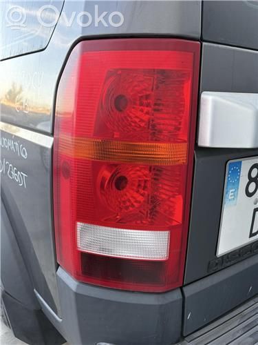 Lámpara de faros/luces traseros