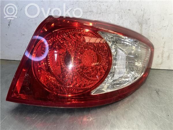 Lámpara de faros/luces traseros