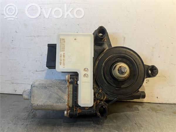 Seat Arona Silnik regulatora szyby drzwi przednich 