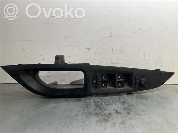 Seat Leon (5F) Sähkötoimisen ikkunan ohjauskytkin 