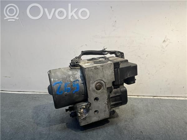 Toyota Corolla Verso E121 Takavalon polttimo 