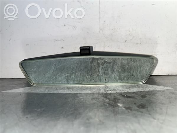 Etuistuimen valo   A048070