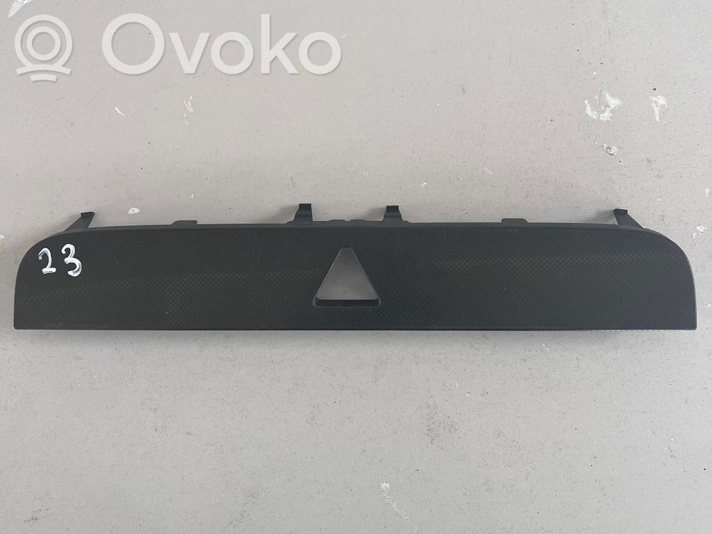 Volkswagen PASSAT B6 Ramka deski rozdzielczej 