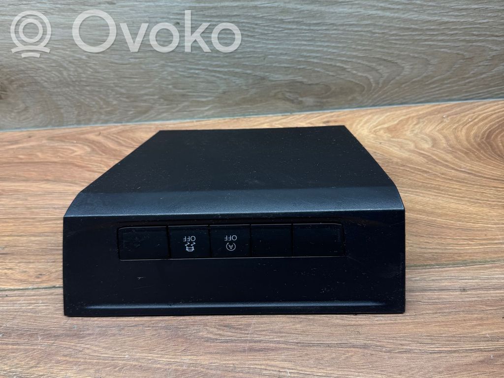 Volkswagen Caddy Panel trim 