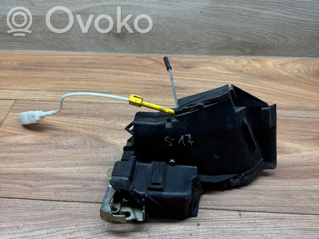 BMW 5 E39 Front door lock 