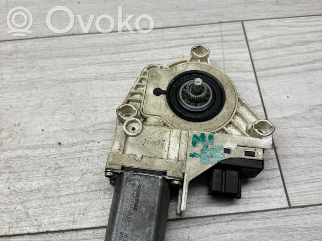 Audi Q7 4L Motor del regulador de la ventanilla de la puerta delantera 