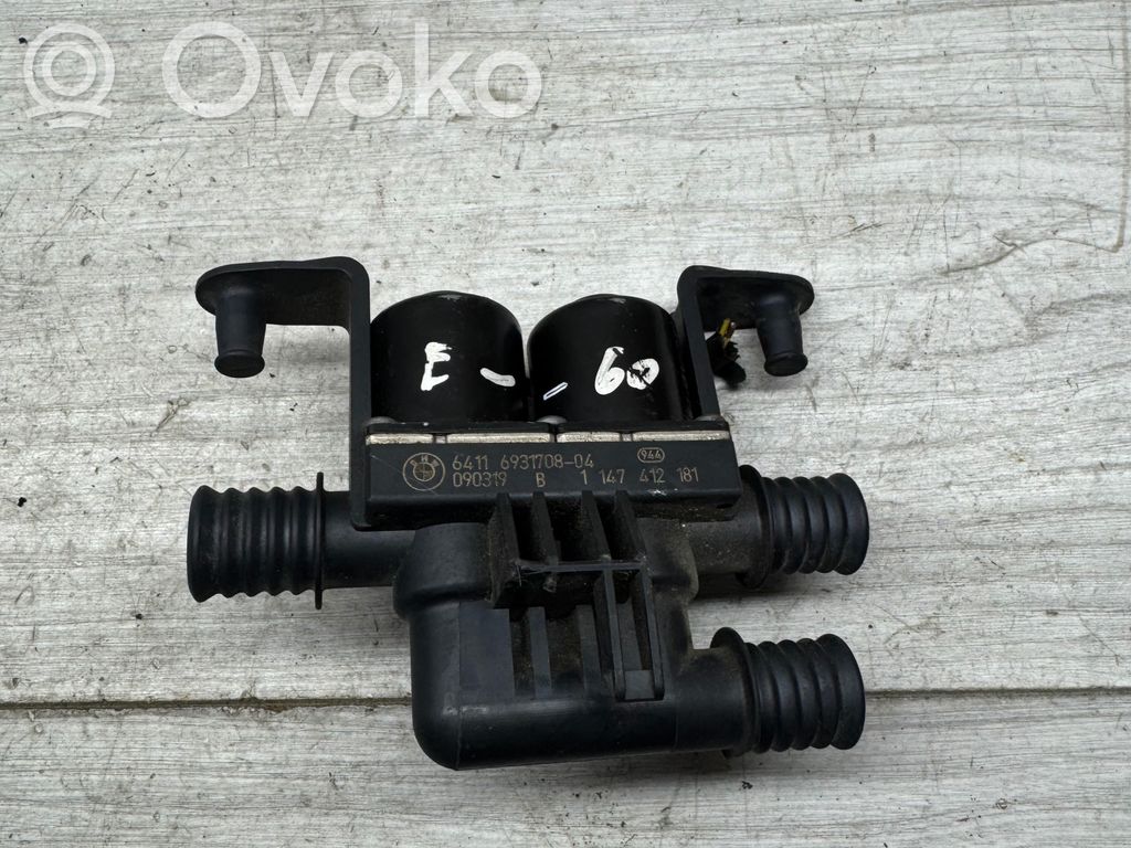 BMW 5 E60 E61 Coolant heater control valve 