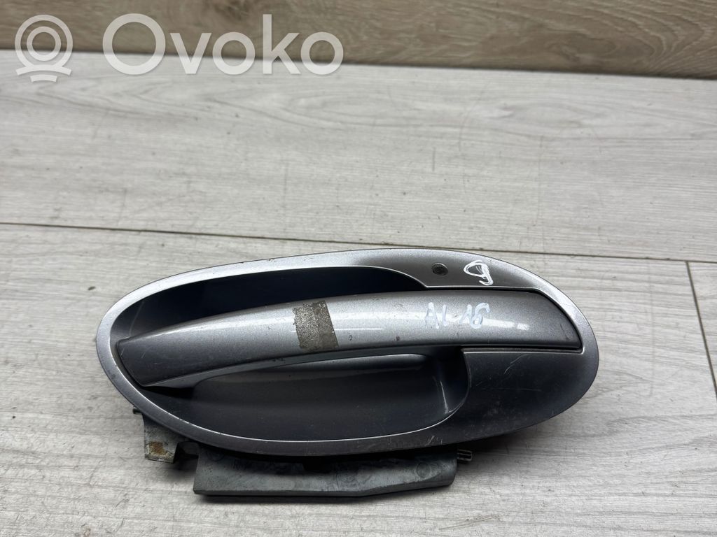 BMW 7 E65 E66 Takaoven ulkokahva 