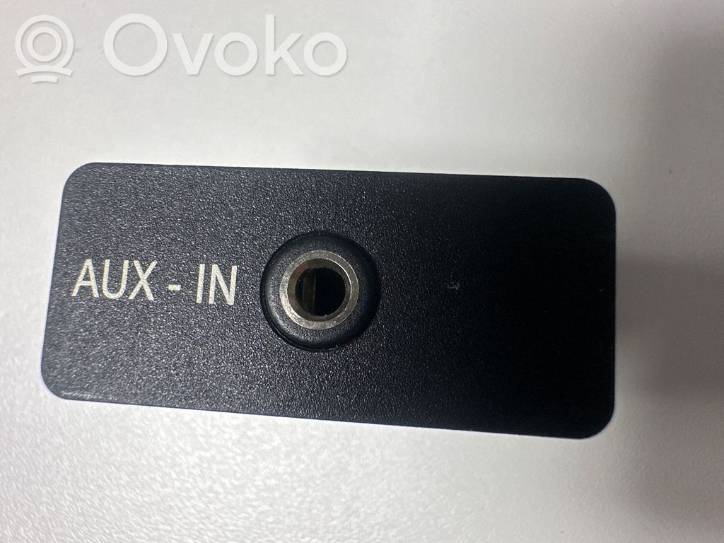 Разъем USB   9241330