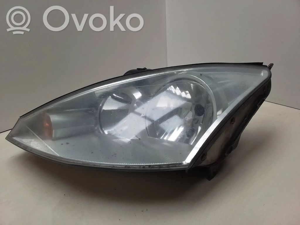 Ford Focus Headlight/headlamp 