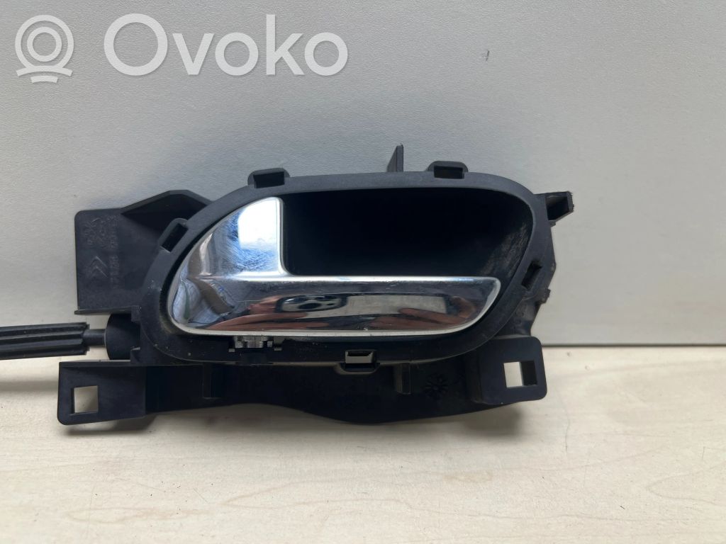 Peugeot 407 Rear door interior handle 