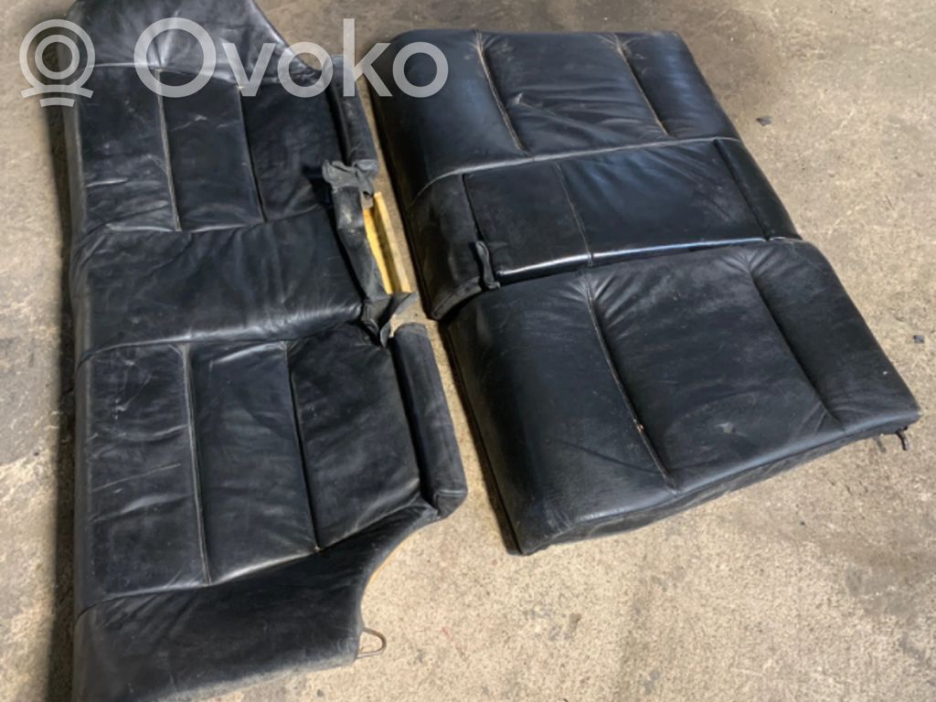 Interior set