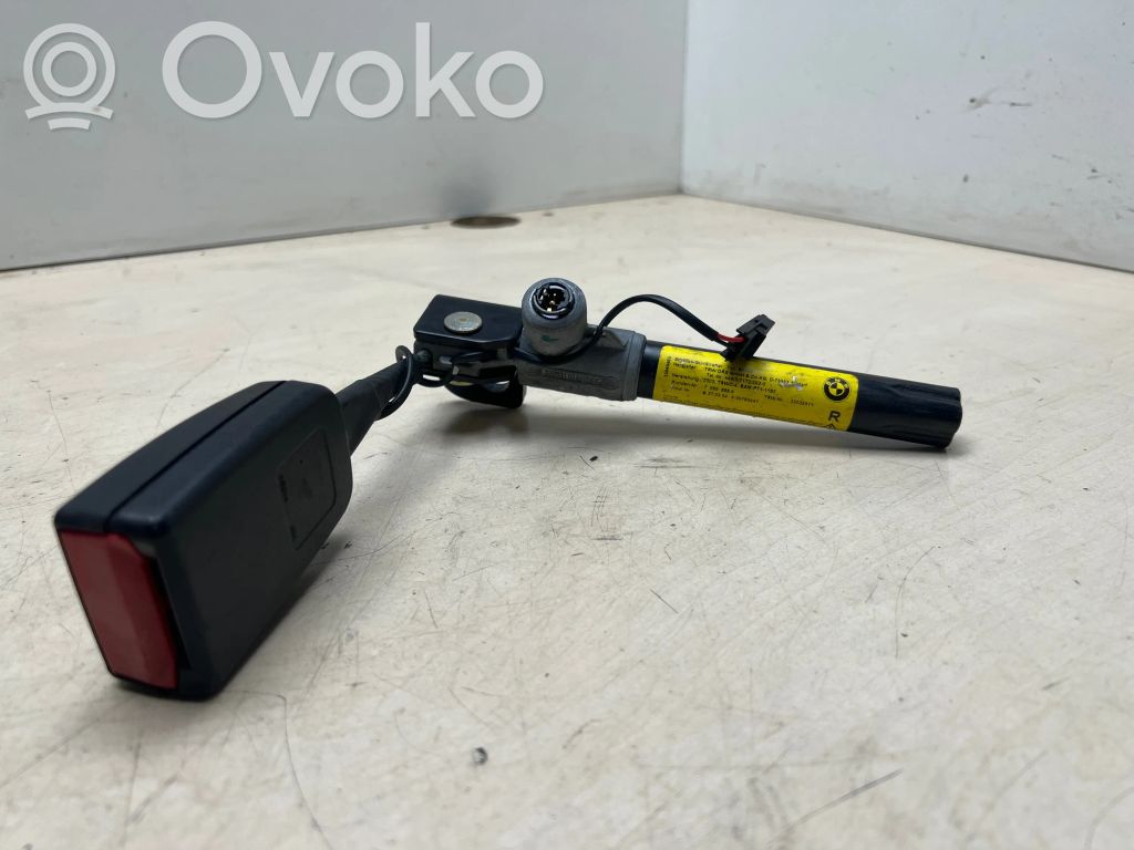 BMW 5 E60 E61 Sagtis diržo vidurinė (gale) 