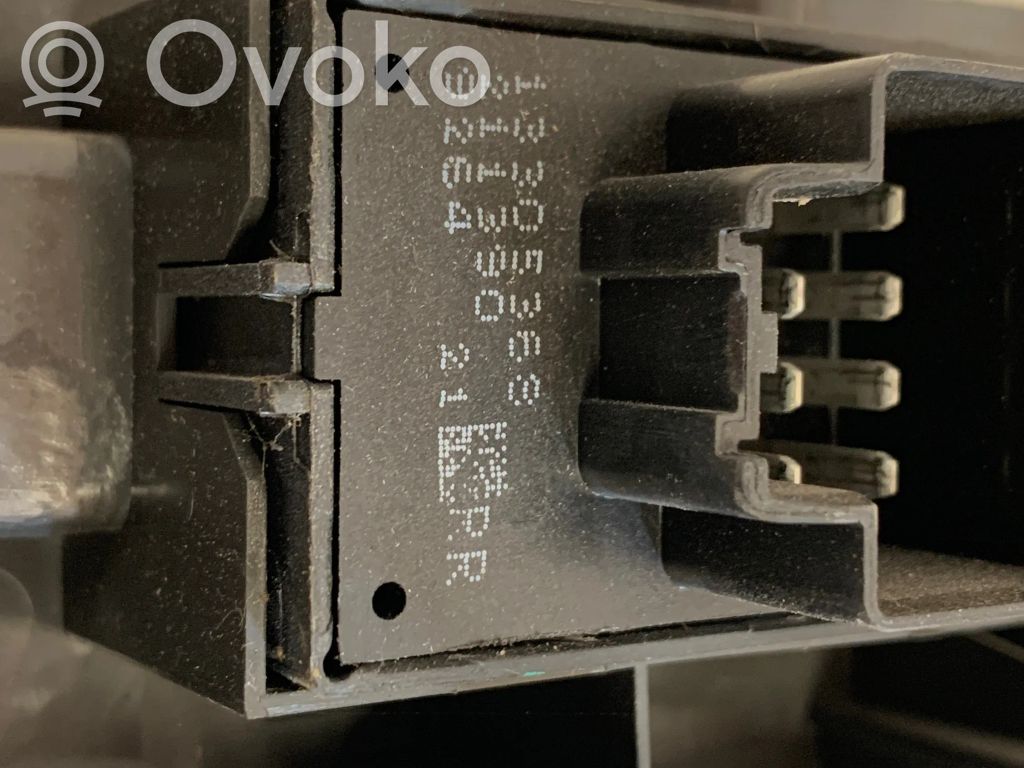 Chevrolet Cruze Electric window control switch 